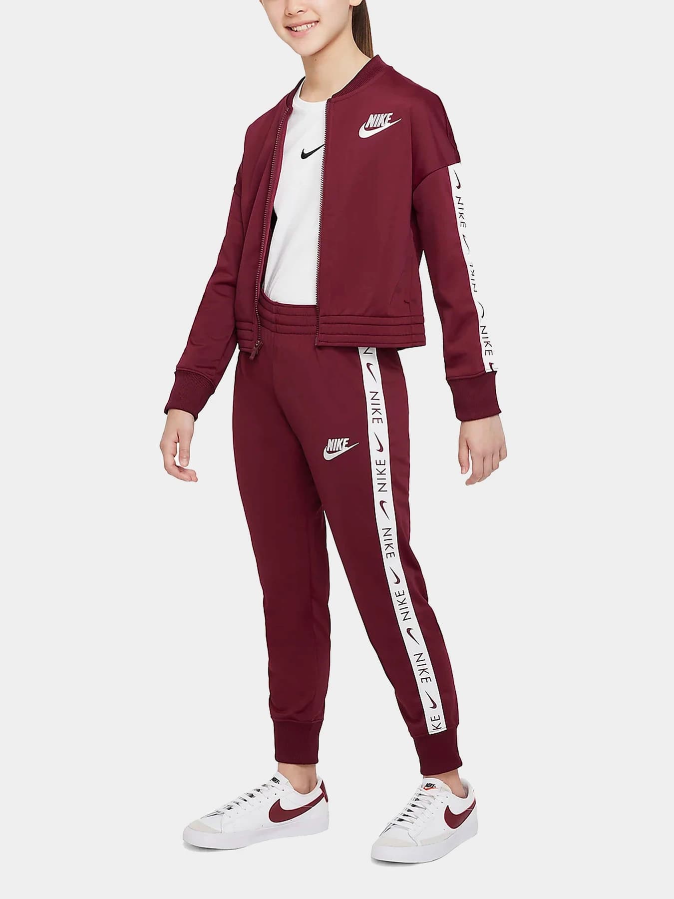 Костюмы NIKE модель CU8374-638