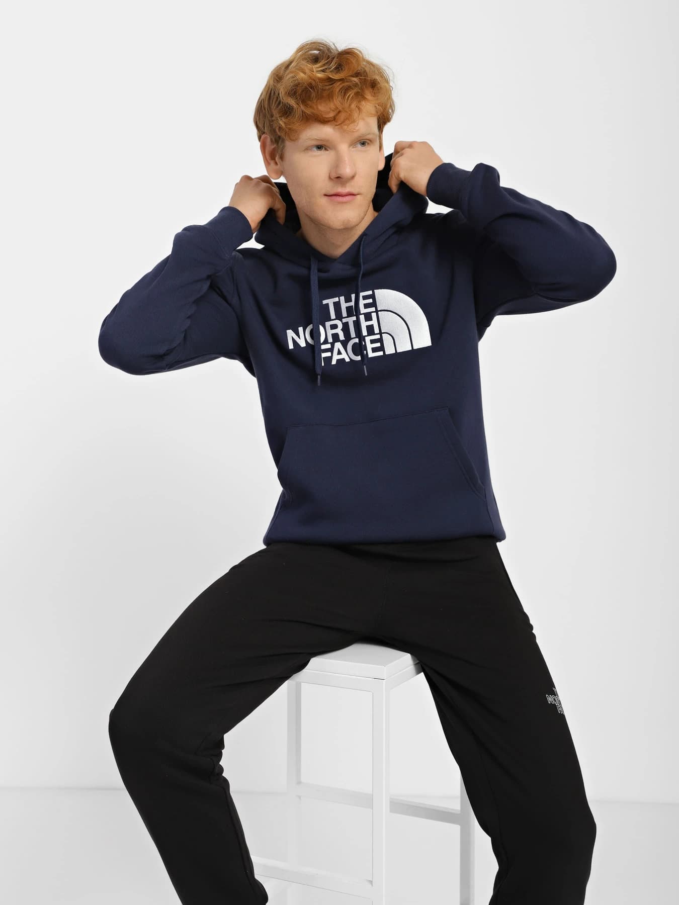 Худи и свитшоты The North Face модель NF00AHJY8K21