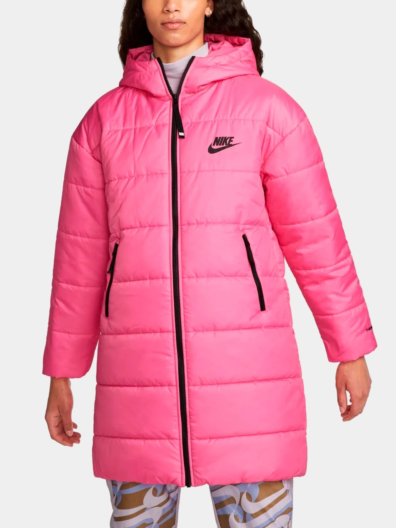 Куртки и дубленки NIKE модель DX1798-684