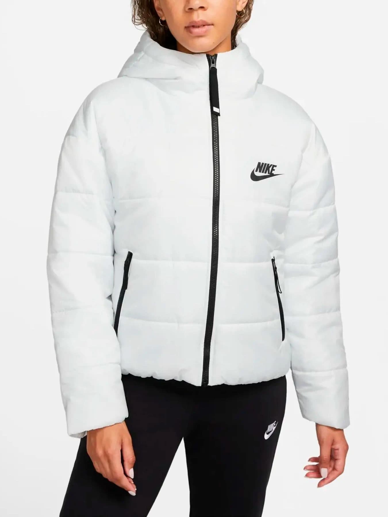 Куртки и дубленки NIKE модель DX1797-121