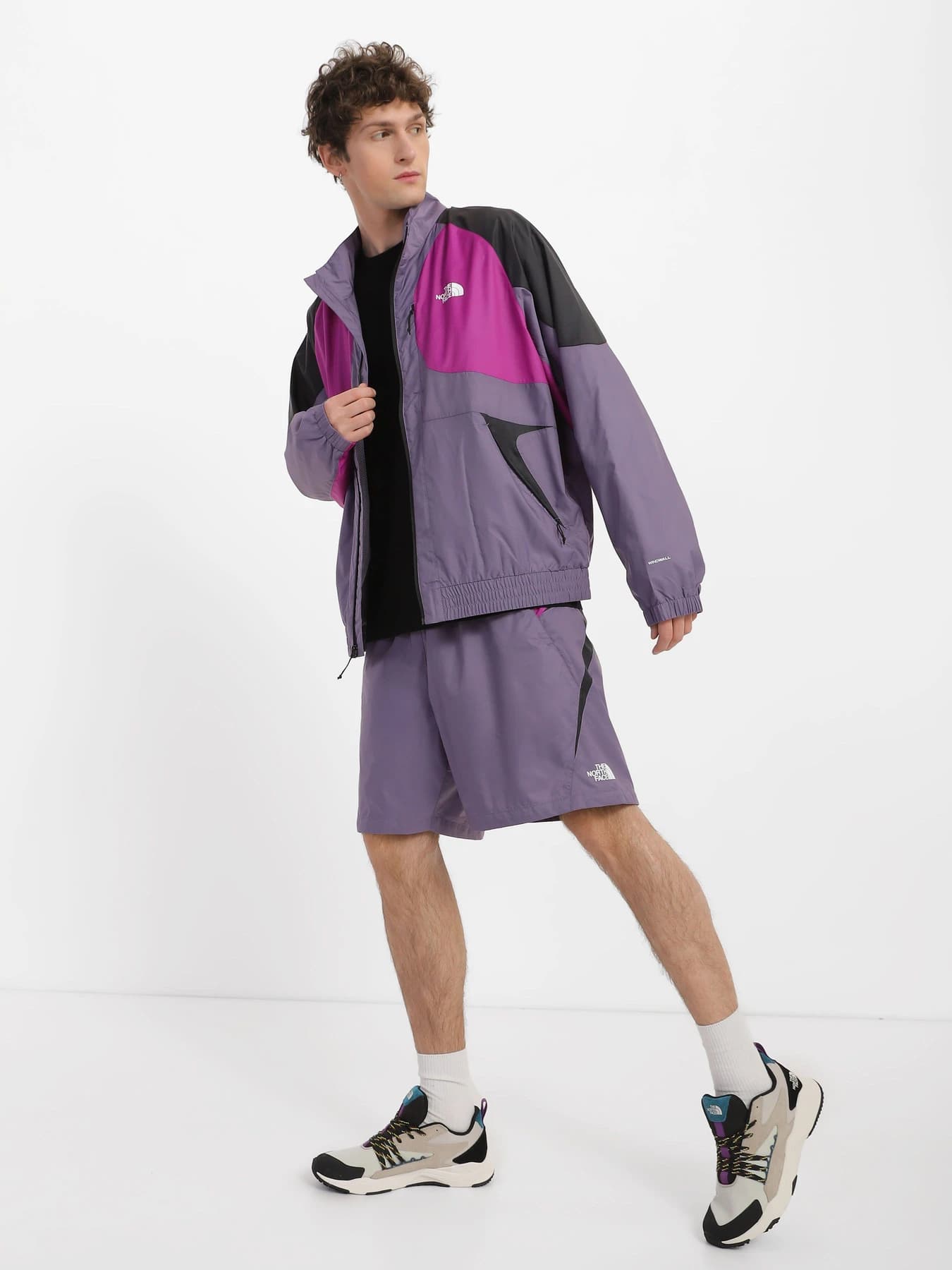 Куртки и дубленки The North Face модель NF0A7ZXXRK81