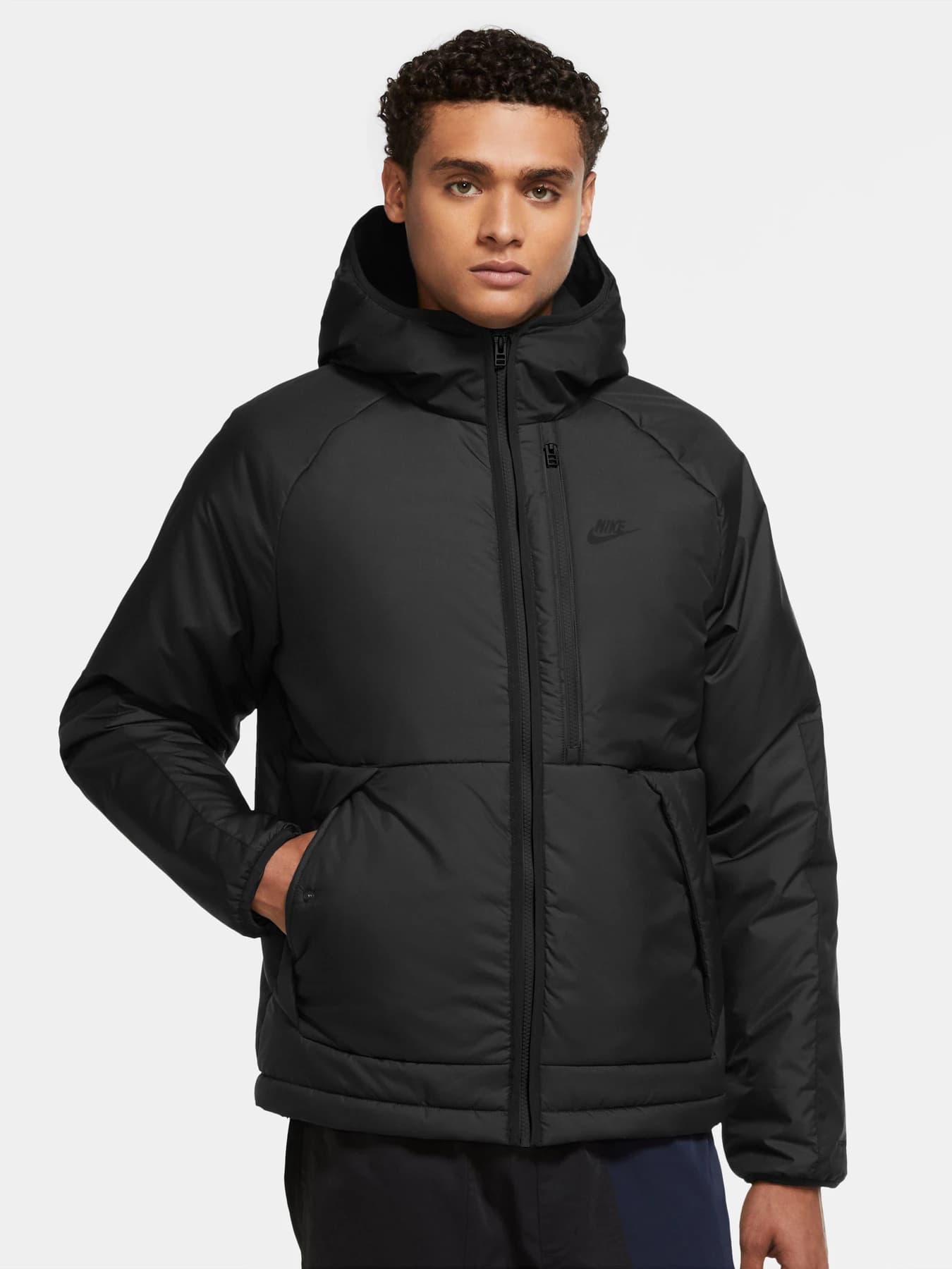 Куртки и дубленки NIKE модель DD6857-011