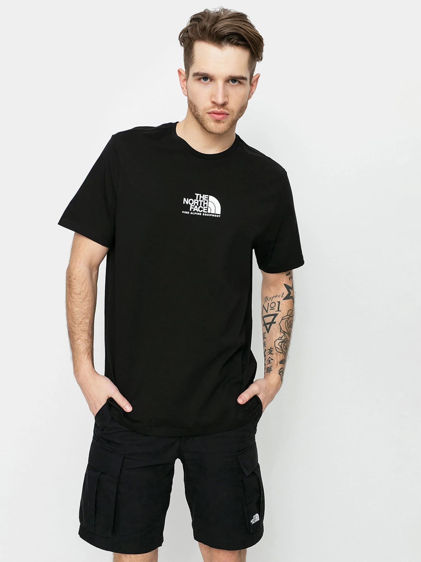 Футболки и поло The North Face модель NF0A4SZUJK31