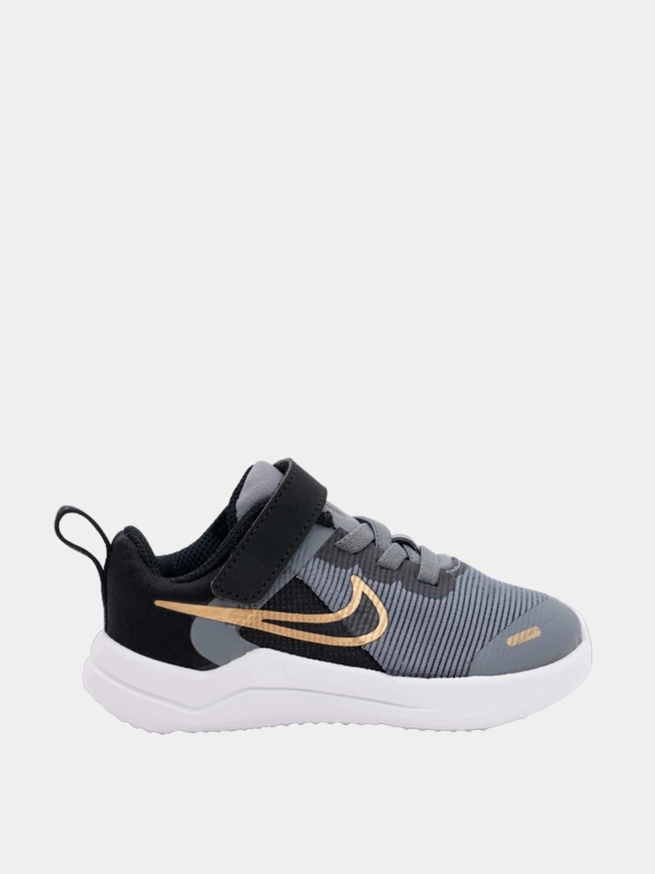 Кроссовки NIKE модель DM4191-005