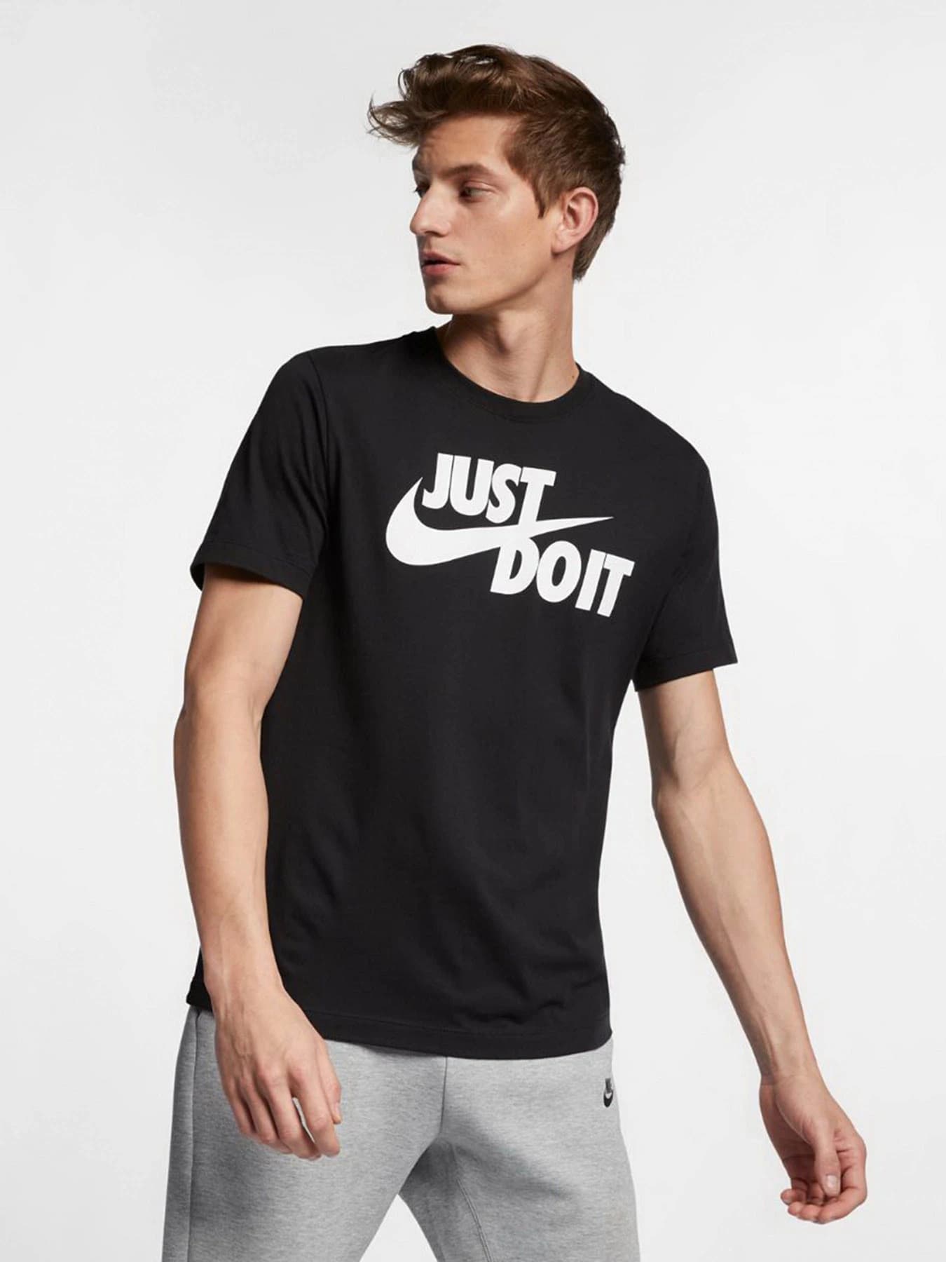 Футболки и поло NIKE модель AR5006-011
