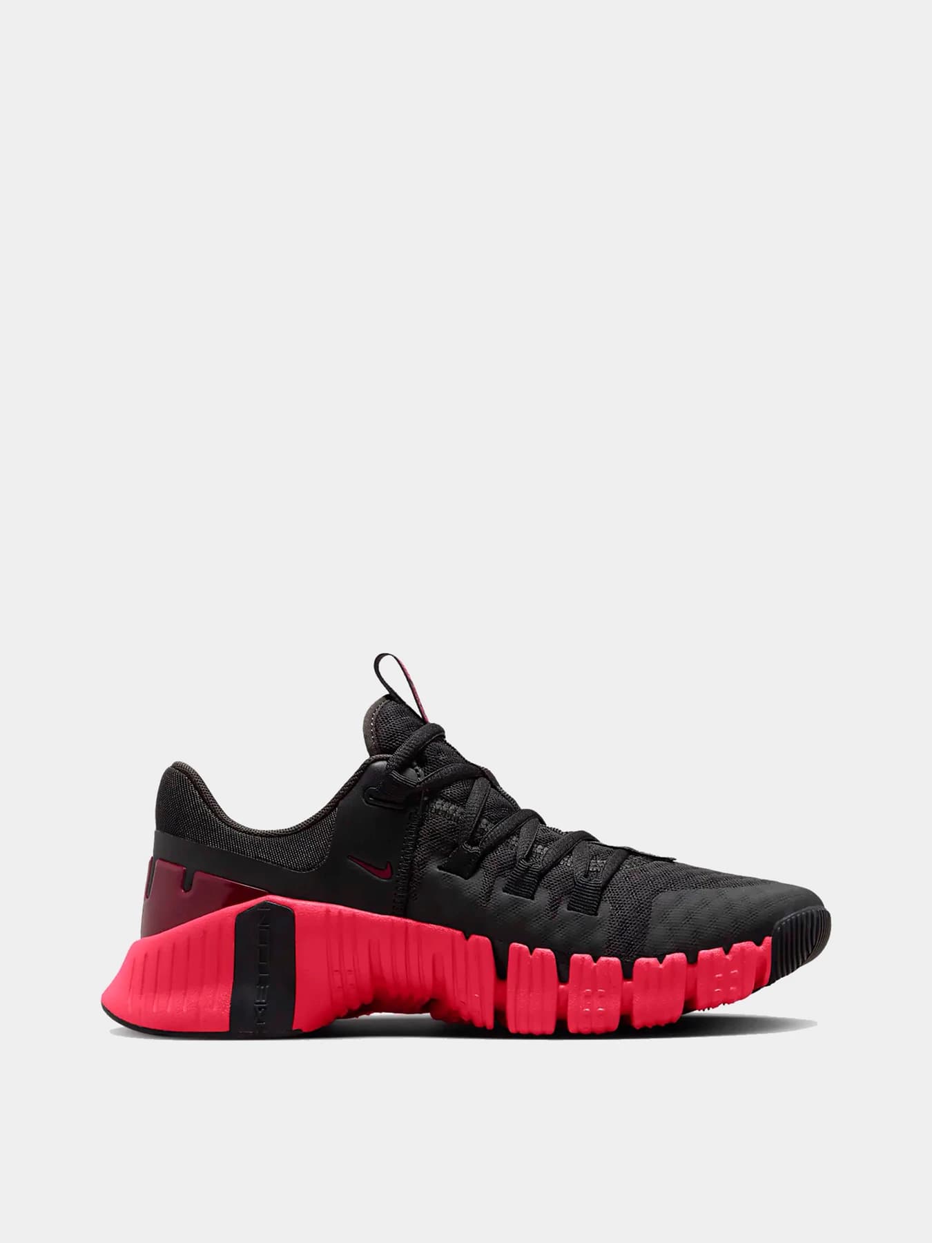 Кроссовки NIKE модель DV3950-003