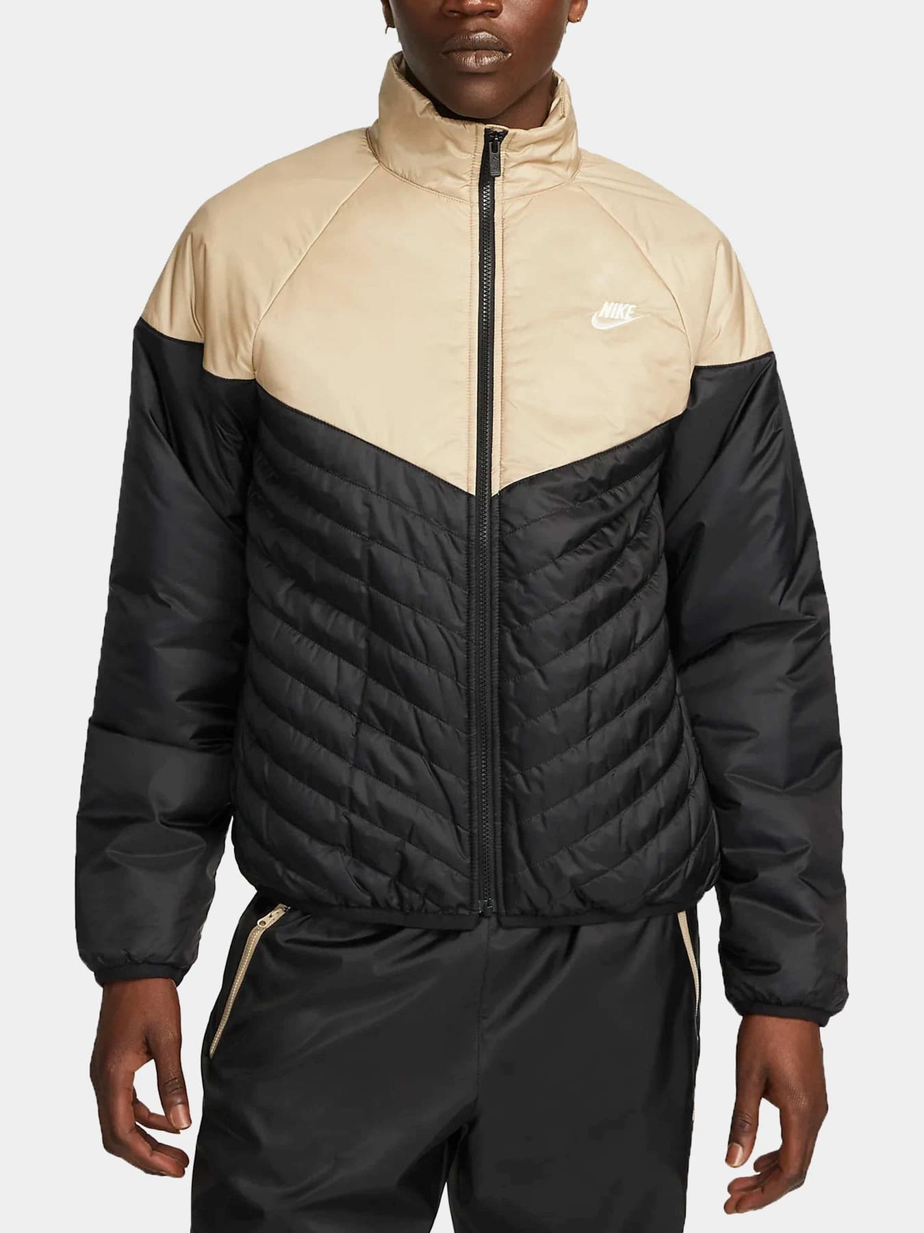 Куртки и дубленки NIKE модель FB8195-011