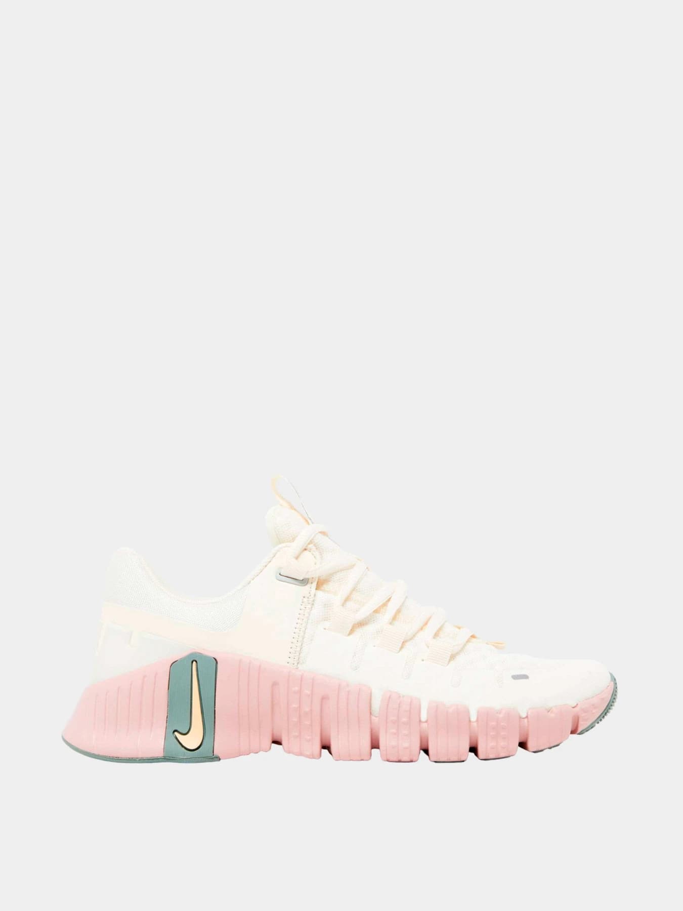 Кроссовки NIKE модель DV3950-102