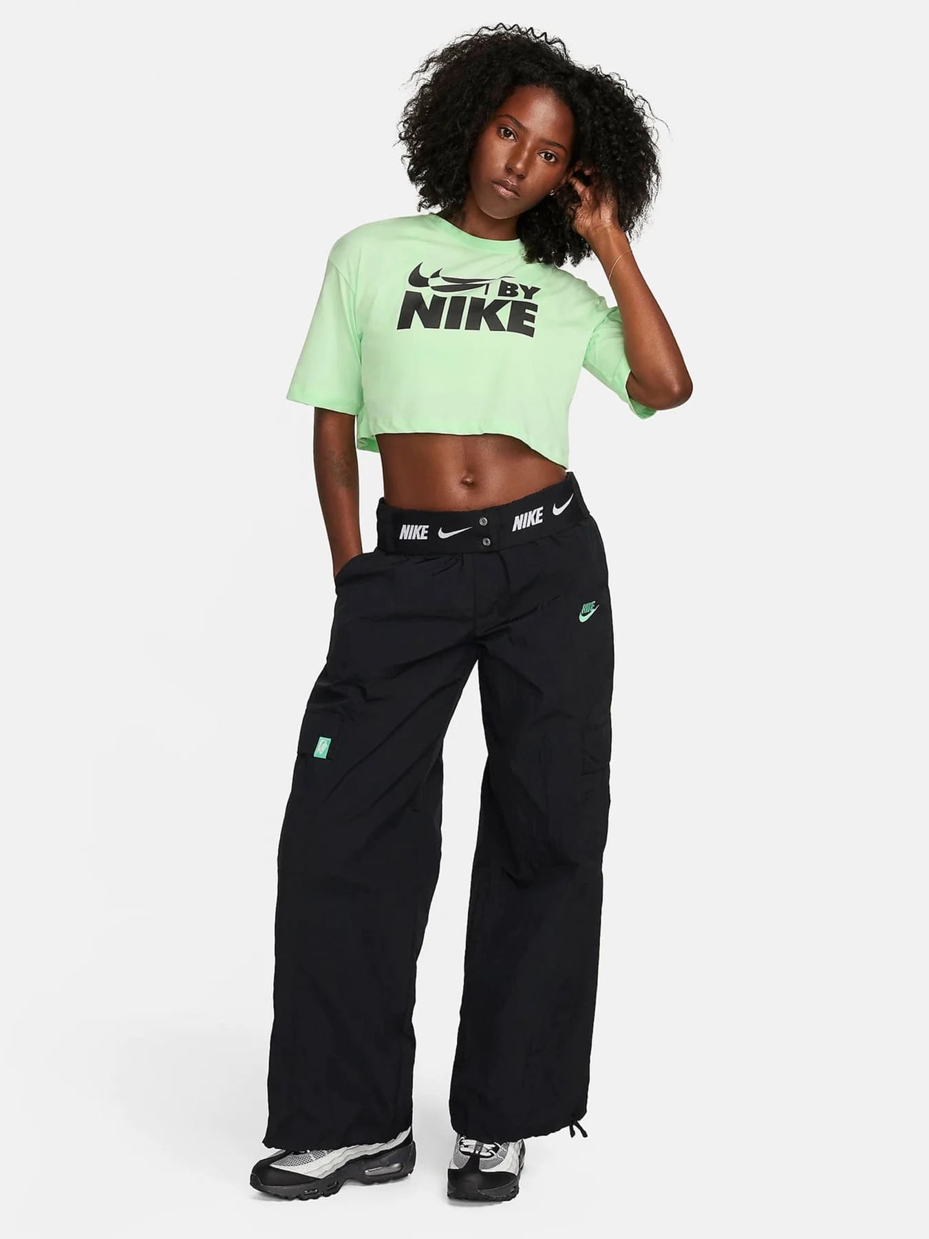 Футболки и поло NIKE модель FZ4635-376
