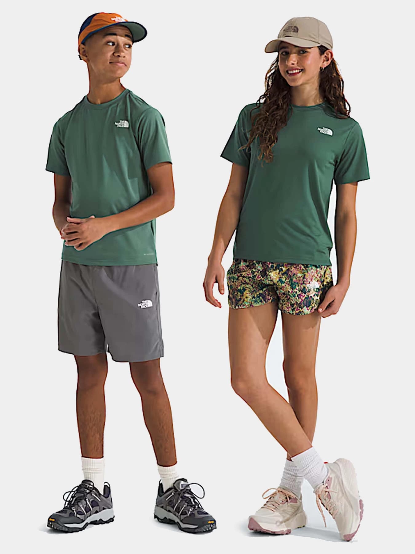 Футболки и поло The North Face модель NF0A8DF2HCH1