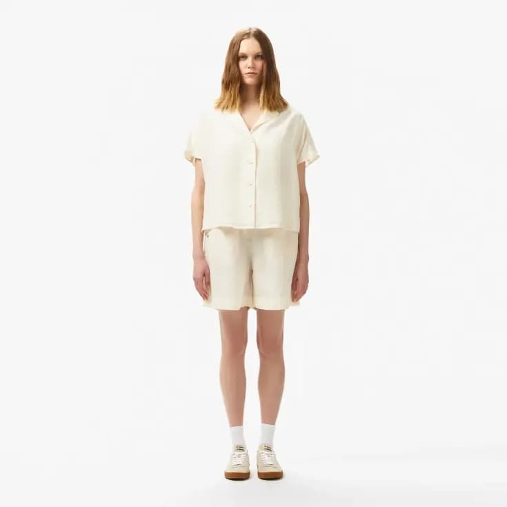 Женские шорты Lacoste