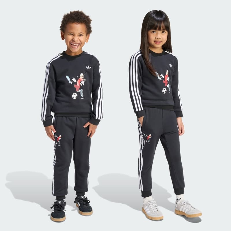 Спортивный костюм adidas Disney Crew