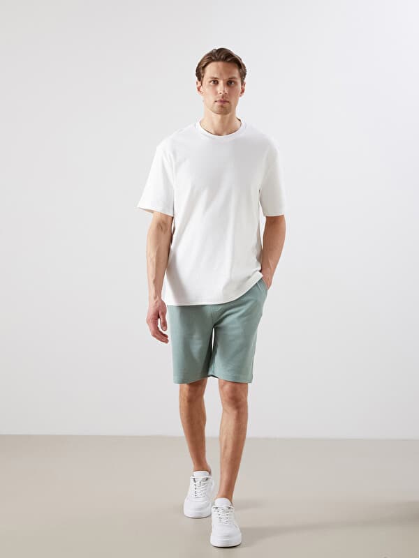 Шорты стандартного кроя для мужчин