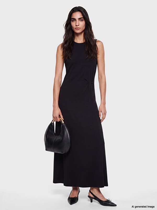 Платье А-силуэта с круглым вырезом и рюшами