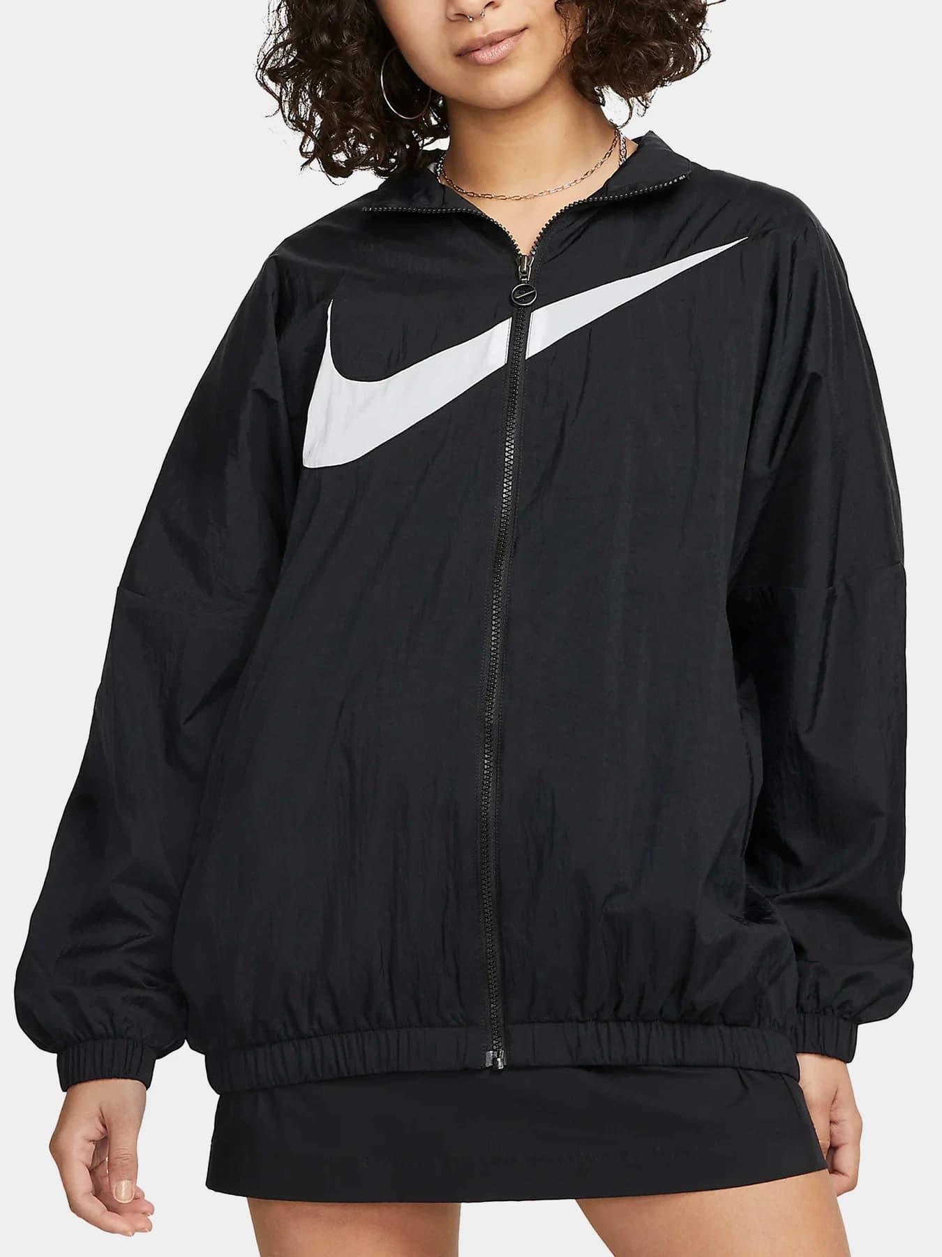 Куртки и дубленки NIKE модель DX5864-010