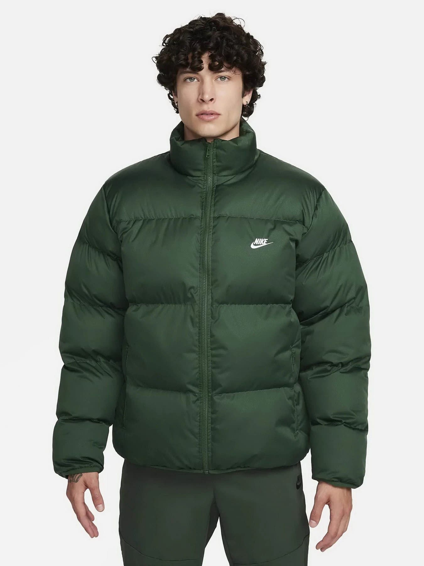 Куртки и дубленки NIKE модель FB7368-323