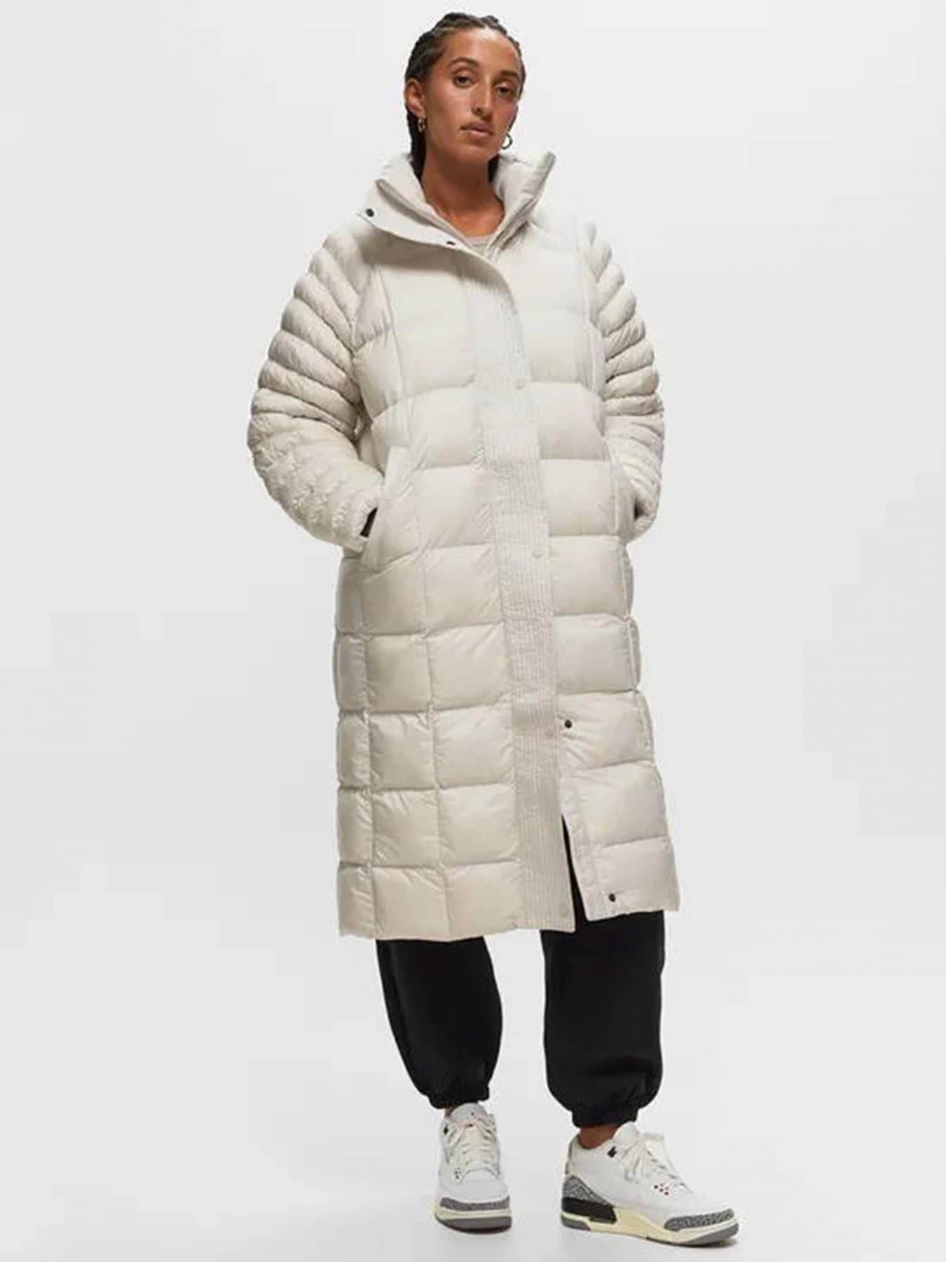 Куртки и дубленки NIKE модель FB7670-104