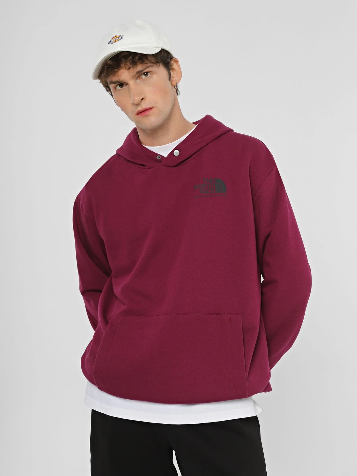 Худи и свитшоты The North Face модель NF0A853ZI0H1