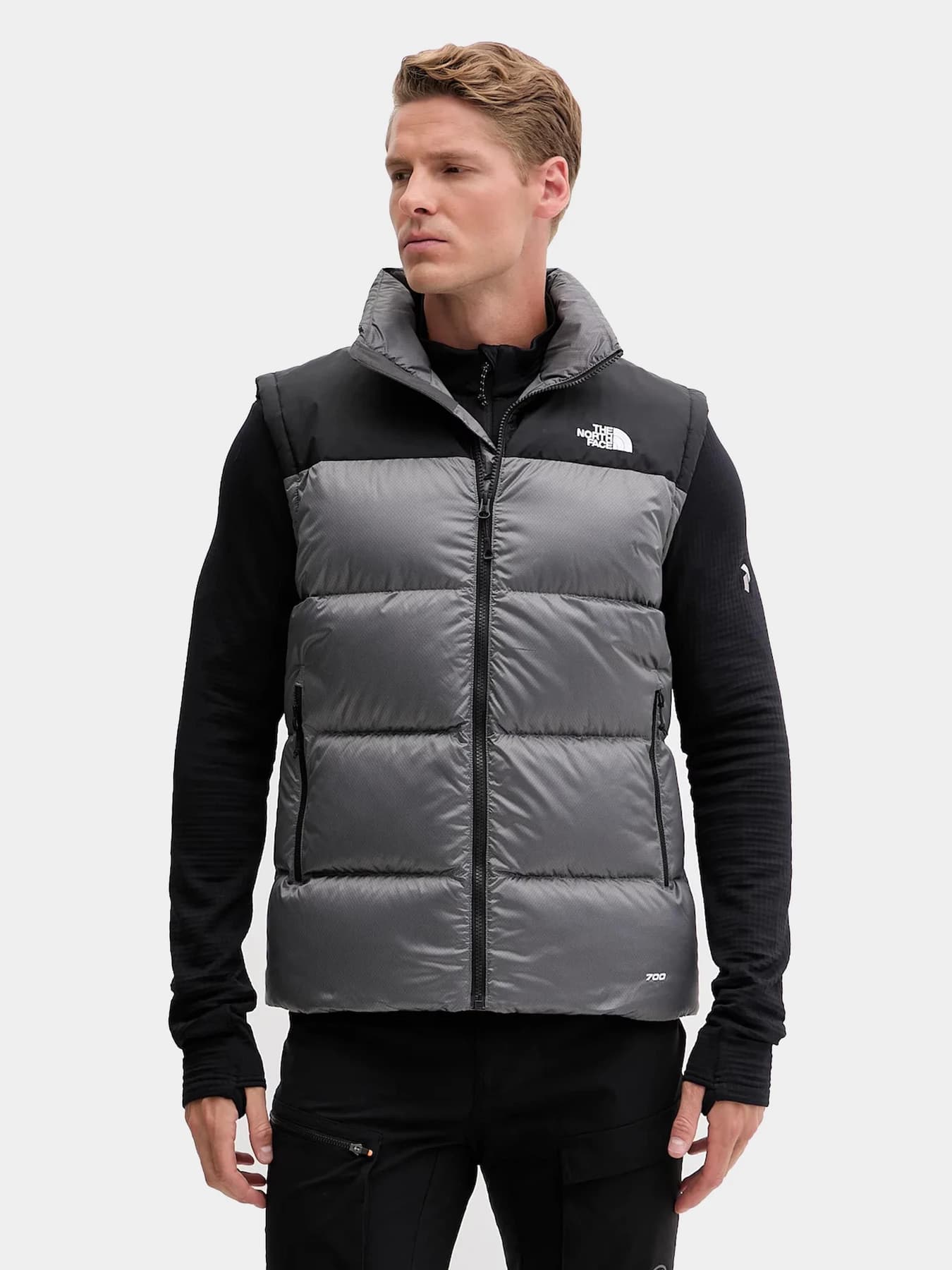 Куртки и дубленки The North Face модель NF0A8994EKO1