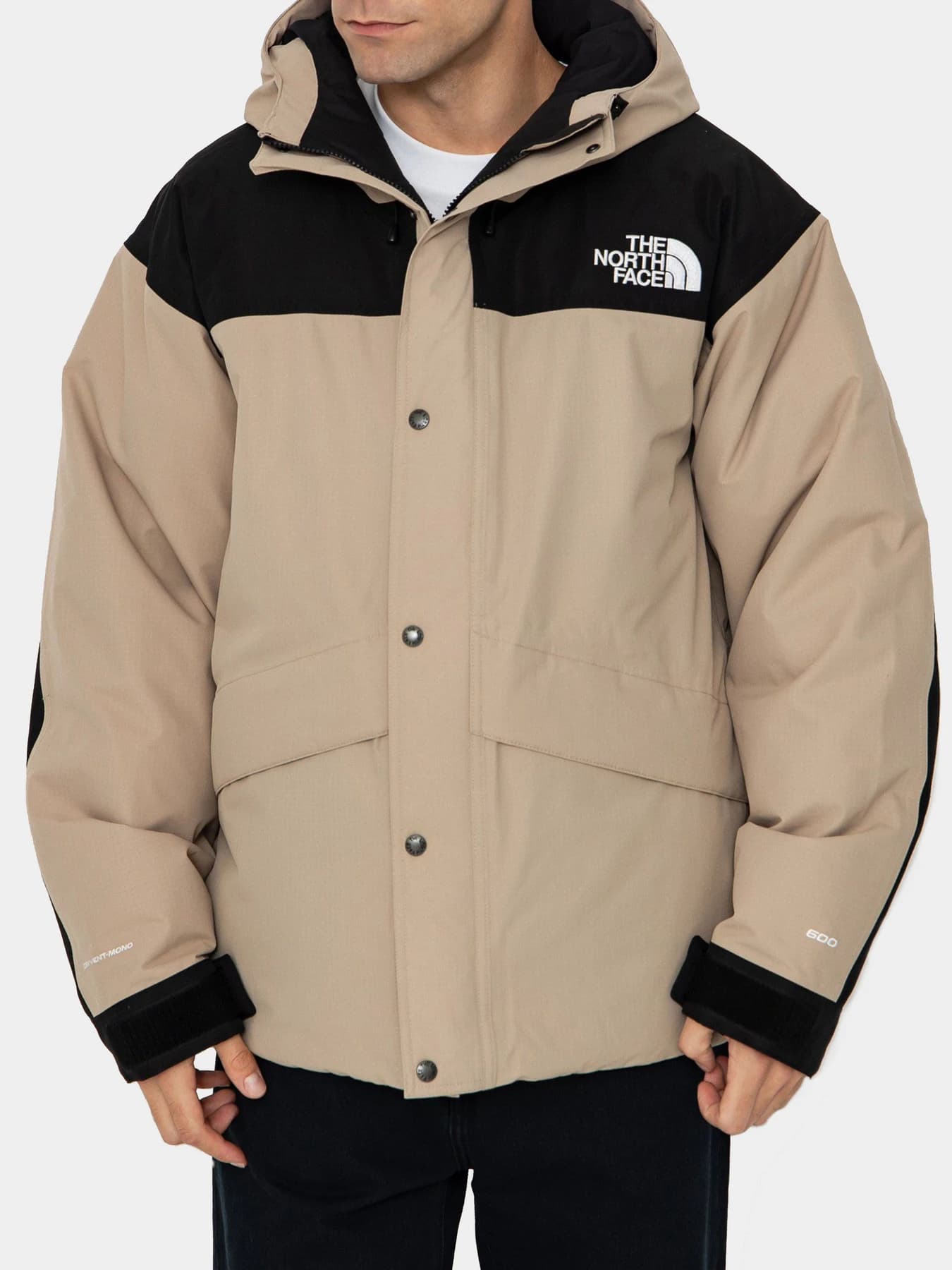 Куртки и дубленки The North Face модель NF0A8D1VDHO1