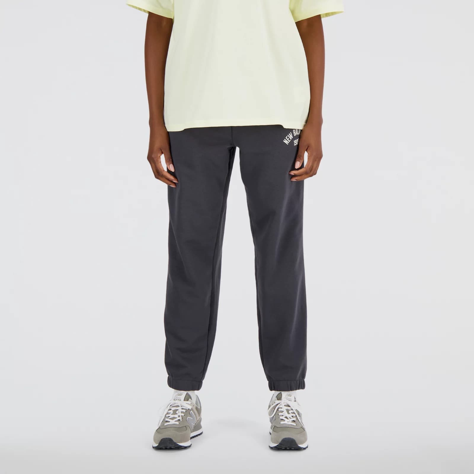 Брюки NB Essentials Varsity Fleece Pant